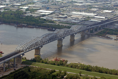 IHI、ヒューイ・P・ロング橋の3車線化工事が完了 画像