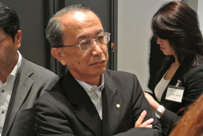 トヨタ前川副社長「新型投入とエコカー減税継続の訴求で反落小さくしたい」 画像