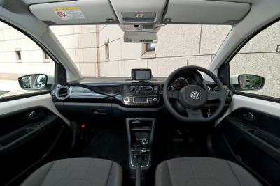 【VW up! 発表】パッケージングはポロに匹敵…インテリア［写真蔵］ 画像