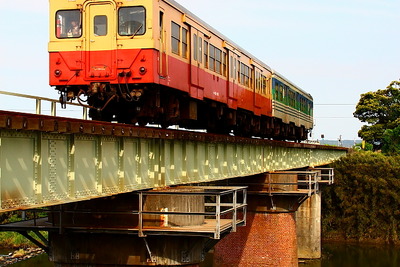 久留里線で活躍中の国鉄形気動車、12月1日に引退へ 画像