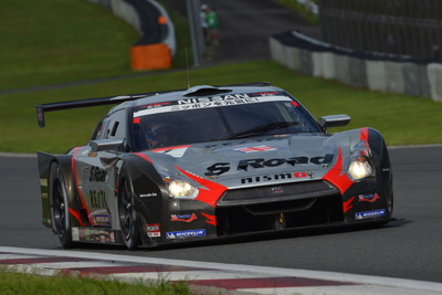 【SUPER GT 第7戦】GT500、柳田/クインタレッリ組のGT-Rが優勝…2012年チャンピオンに 画像