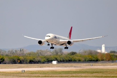 JAL、11月15日に限定2012年ボジョレー・ヌーヴォーを提供 画像