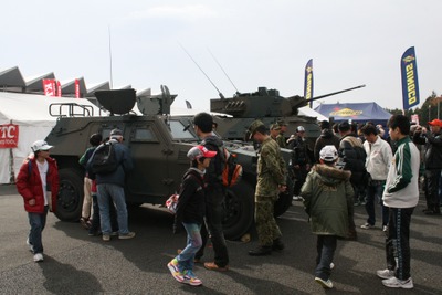 【富士スプリントカップ12】復興支援チャリティや公開車検祭りを開催 画像