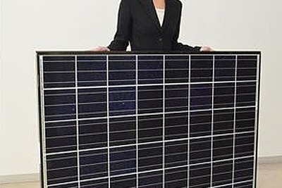 京セラ、国内住宅向け高出力太陽電池モジュールを発売 画像