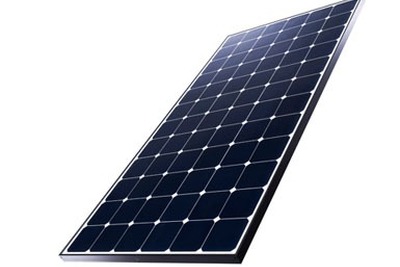 東芝、変換効率が世界最高の住宅用太陽光発電システムを発売 画像