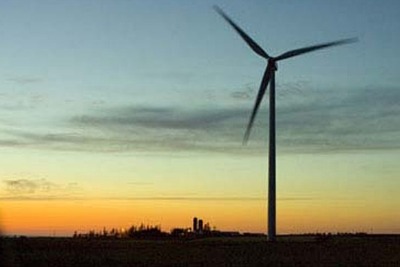三井物産、カナダで風力・太陽光発電事業へ出資 画像