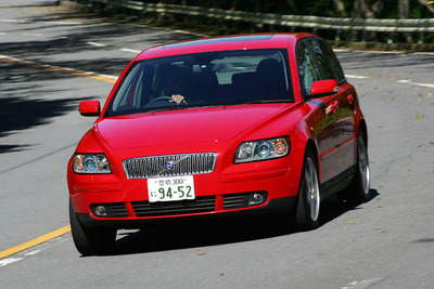 【ボルボ S40/V50 T-5 AWD試乗】その1 電光石火!遊び心をくすぐるAWD 画像