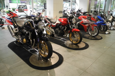 小型二輪車新車販売、12か月連続プラス…12月 画像