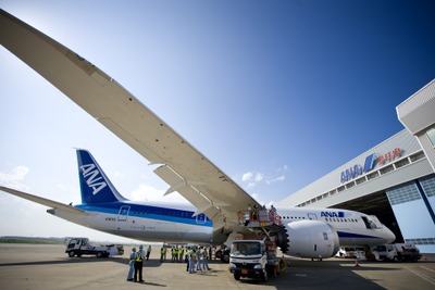 ANA、787型機の運航を1月31日まで見合わせ 画像