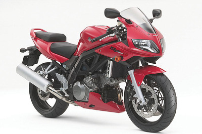 スズキ SV1000S を一部改良、よりスポーティに 画像