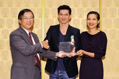 日本観光局、タイ人訪日促進で人気俳優ら表彰 画像