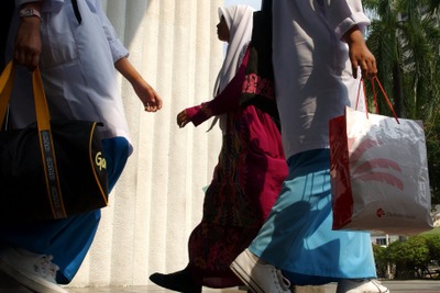 マレーシア人、燃料とエネルギーコスト上昇を懸念 画像