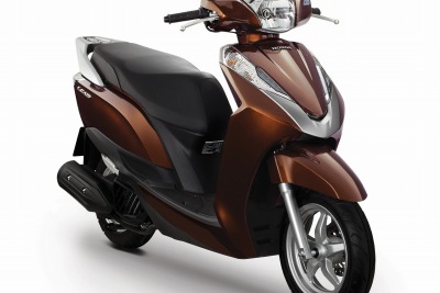 【東京モーターサイクルショー13】ホンダ、ベトナム生産の新型スクーター リード125 発表 画像
