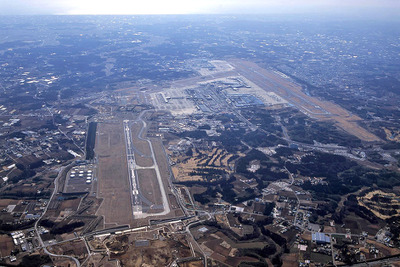 成田国際空港、「選ばれる空港を目指す」中期経営計画を策定…2015年度に発着回数26万回目標に 画像