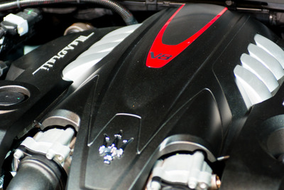 【マセラティ クアトロポルテ GT S 発表】V8とV6、2種のエンジンを用意 画像