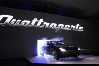 【マセラティ クアトロポルテ GT S 発表】サッシュレスドアの採用にこだわり 画像