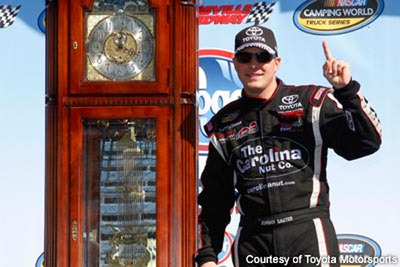 【NASCARキャンピングワールド 第2戦】トヨタ タンドラ、2戦連続1-2フィニッシュ 画像
