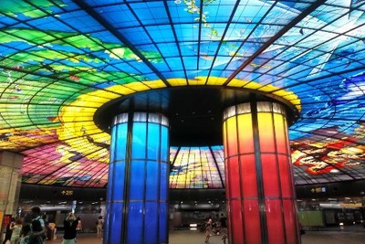まるでアートな駅、宮殿風の駅……一度は訪れてみたい「世界の地下鉄」 画像