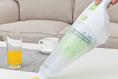 ブラック＆デッカー、湿ったゴミも掃除できる 乾湿両用ダストバスター を発売 画像