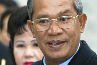 最低賃金を80ドルに引き上げ、カンボジア 画像