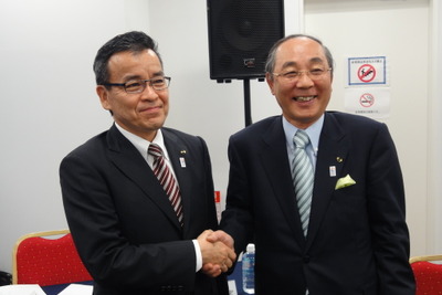 日野白井社長、13年度国内トラック需要は堅調 画像