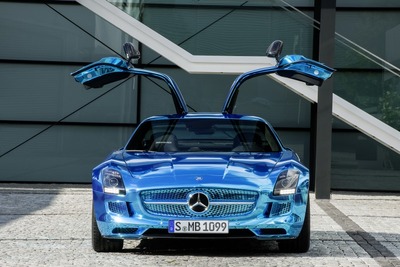 SLS AMG クーペ エレクトリックドライブ、大阪・メルセデスベンツ コネクションで特別展示…5月9日～16日 画像