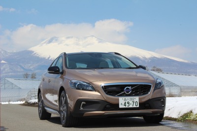 【ボルボ V40 クロスカントリー 発売】さらなる受注増へ期待 画像