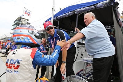 【INDYCAR】好調・琢磨は227マイル台に突入! 画像