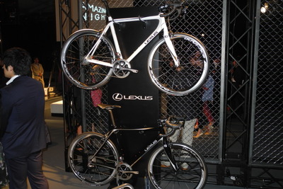 レクサスの自転車、世界限定100台で価格は100万円 画像