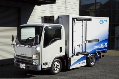 【人とくるまのテクノロジー13】東京R＆D、小型トラックEV化改造キットなどを展示 画像