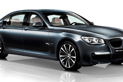BMW 7シリーズに限定モデル V12 Biターボ を設定…544ps、2260万円 画像
