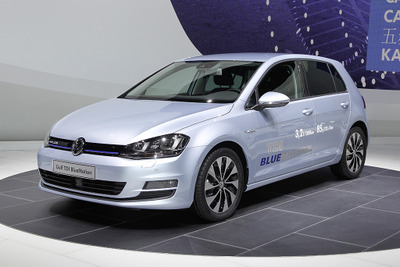 VW ゴルフ 新型のブルーモーション、ドイツ受注開始…31.25km/リットルの低燃費 画像