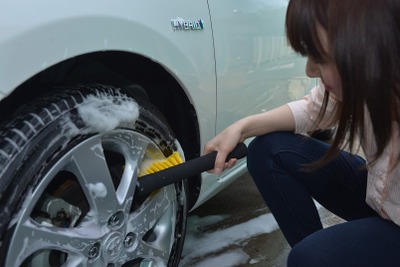 【洗車の新常識】梅雨到来!ワンランク上の洗車で美しい愛車を保つ方法 画像