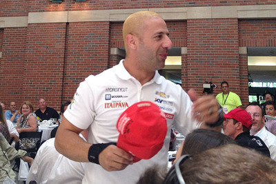 【INDYCAR】トニー・カナーン、金髪の理由はバリチェロとの約束 画像
