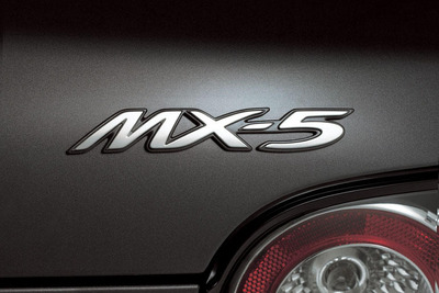 【ジュネーブモーターショー05】写真蔵…マツダ ロードスター/MX-5・続 画像