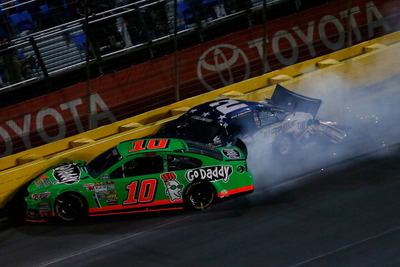 【NASCAR】ダニカ・パトリック、恋人が絡んだ事故にも動じず 画像