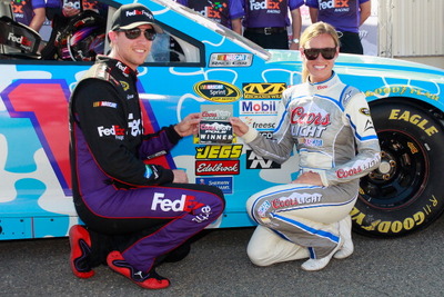 【NASCARスプリントカップ 第13戦】ダニー・ハムリンがポール奪取、トヨタ勢が予選トップ4独占 画像