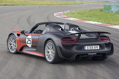 ポルシェのPHVスーパーカー、918スパイダー…未だ完売に至らず 画像
