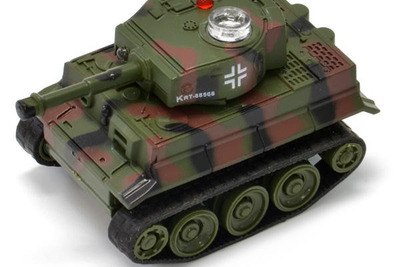 iPhoneで操作する「戦車RC」に『ティーガーI レオパルト2迷彩』 画像