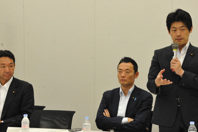 維新の会、オートバイ議員連盟設立「オートバイ行政推進一括法目指す」 画像