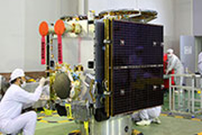 JAXA、小惑星探査機「はやぶさ2」の一次噛み合わせ試験が終了 画像