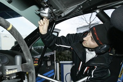 【WRC 第7戦】クビサがWRC-2クラスの第1レグでリードを奪う 画像