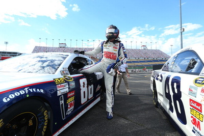 【NASCARスプリントカップ 第17戦】アーンハート・Jr、ケンタッキーで今季初のポール奪取 画像
