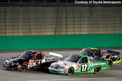 【NASCARキャンピングワールド 第8戦】トヨタ、カイル・ブッシュが3位フィニッシュ 画像