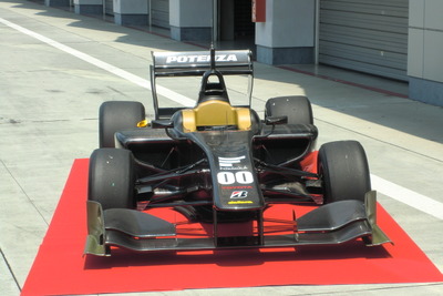 スーパーフォーミュラの来季新マシン「SF14」が富士で走行テストを開始 画像