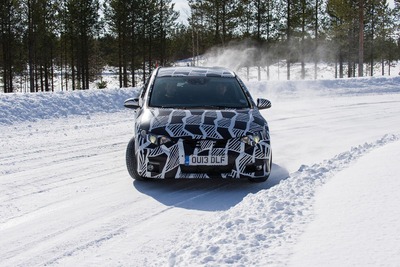 【フランクフルトモーターショー13】ホンダ シビック にワゴンのツアラー…世界初のアダプティブ・ダンパー採用へ 画像