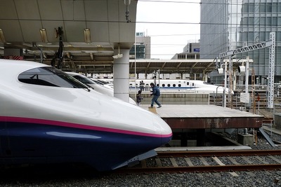 JR東日本の第1四半期決算、鉄道輸送量の増加で増収増益 画像