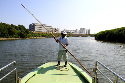 【鉄視点】暮らしに息づく手漕ぎの渡し舟…豊川の牛川渡船に乗る 画像