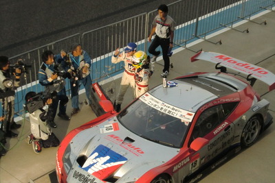 【SUPER GT 第5戦】ホンダの山本尚貴&マコヴィッキィ組、GT500初優勝を達成 画像