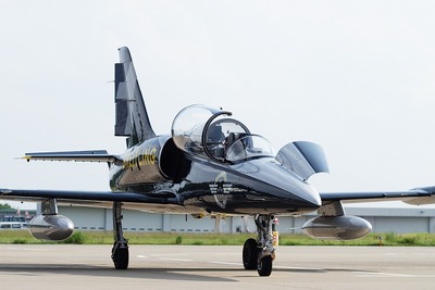 福島空港から旅立つブライトリング・ジェットチーム…写真蔵 画像